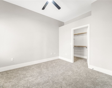 8985 S Durango Drive - Photo Thumbnail 26