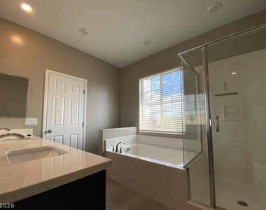 8549 Insignia Avenue - Photo Thumbnail 8