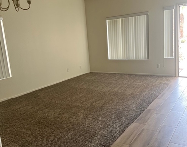 6273 Highland Gardens Drive - Photo Thumbnail 2