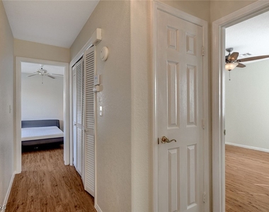 6812 Elm Creek Drive - Photo Thumbnail 16