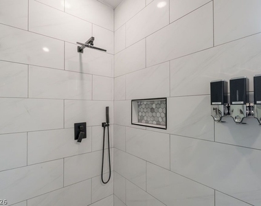 3190 E Eldorado Lane - Photo Thumbnail 31