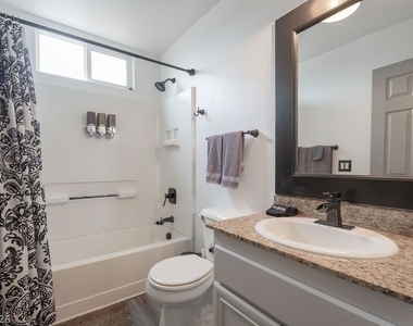 3190 E Eldorado Lane - Photo Thumbnail 32