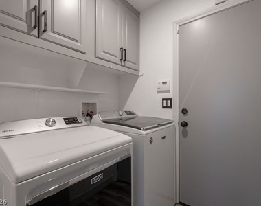 3190 E Eldorado Lane - Photo Thumbnail 22