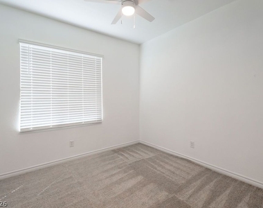6822 Greensmen Avenue - Photo Thumbnail 34