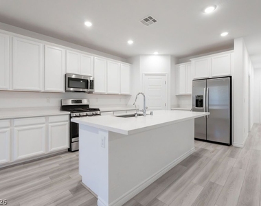 6822 Greensmen Avenue - Photo Thumbnail 46