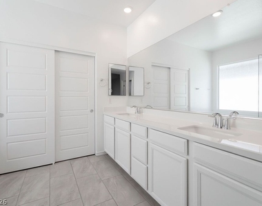 6822 Greensmen Avenue - Photo Thumbnail 16