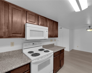 4921 Indian River Drive - Photo Thumbnail 9