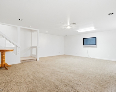 6540 Gossamer Fog Avenue - Photo Thumbnail 29