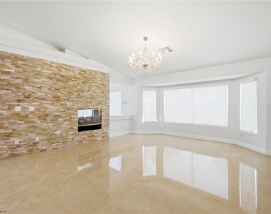 6540 Gossamer Fog Avenue - Photo Thumbnail 22