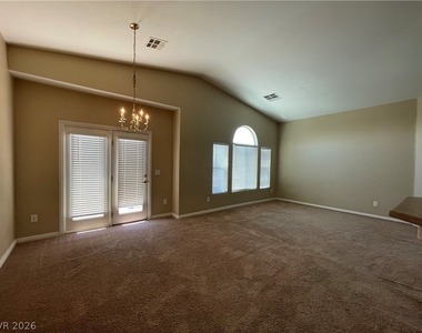 9068 Bushy Tail Avenue - Photo Thumbnail 4