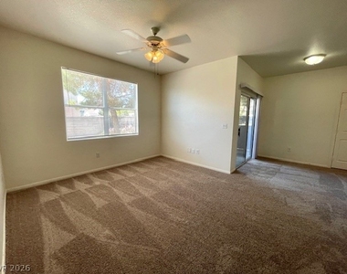 6955 N Durango Drive - Photo Thumbnail 6