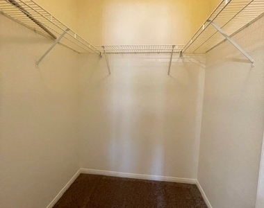 6955 N Durango Drive - Photo Thumbnail 18