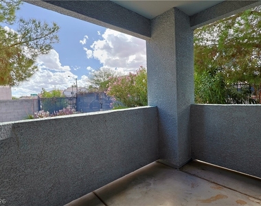 6955 N Durango Drive - Photo Thumbnail 16
