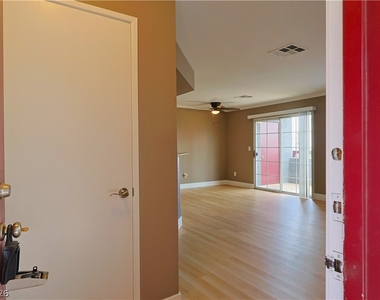 8600 W Charleston Boulevard - Photo Thumbnail 2