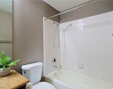8600 W Charleston Boulevard - Photo Thumbnail 12