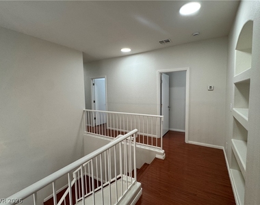 9071 Iron Crow Avenue - Photo Thumbnail 21