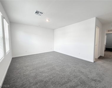 9844 Maple Pass Avenue - Photo Thumbnail 12