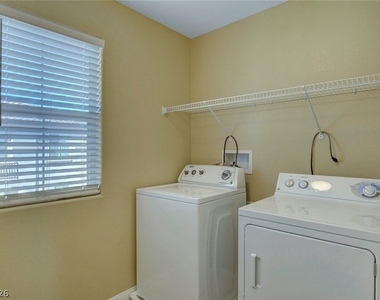10254 Ladybug Bend Street - Photo Thumbnail 32