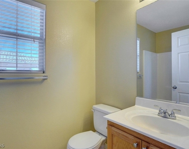10254 Ladybug Bend Street - Photo Thumbnail 24