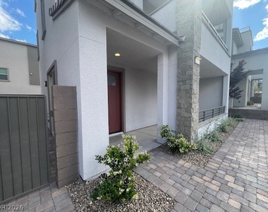 11557 Earth Stone Avenue - Photo Thumbnail 1