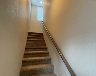 11557 Earth Stone Avenue - Photo Thumbnail 16