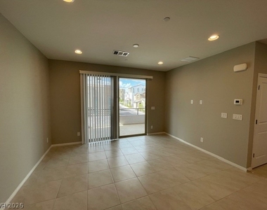 11557 Earth Stone Avenue - Photo Thumbnail 13