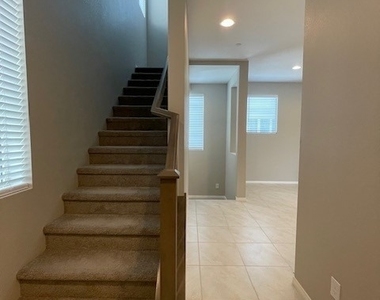 11557 Earth Stone Avenue - Photo Thumbnail 5