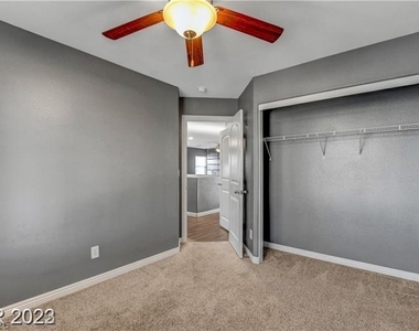 7725 Donner Peak Street - Photo Thumbnail 16