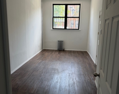 208 St Nicholas Avenue - Photo Thumbnail 8