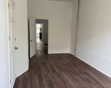 208 St Nicholas Avenue - Photo Thumbnail 7