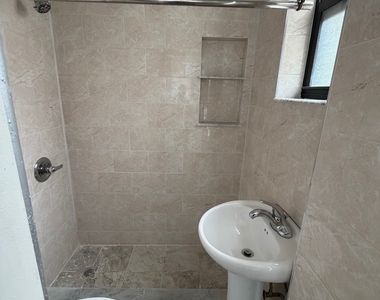 208 St Nicholas Avenue - Photo Thumbnail 5