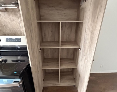 208 St Nicholas Avenue - Photo Thumbnail 4