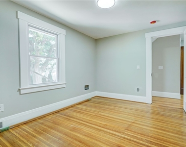 162 Merchants Road - Photo Thumbnail 27