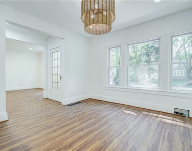 162 Merchants Road - Photo Thumbnail 14