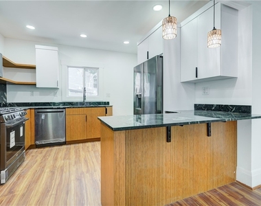 162 Merchants Road - Photo Thumbnail 19