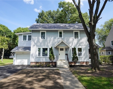 162 Merchants Road - Photo Thumbnail 1