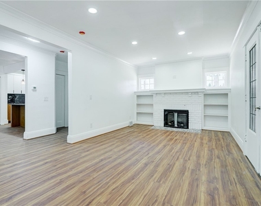 162 Merchants Road - Photo Thumbnail 8