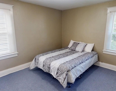2125 Niagara (lower) Street - Photo Thumbnail 13