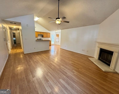 6922 Red Bone Way - Photo Thumbnail 12