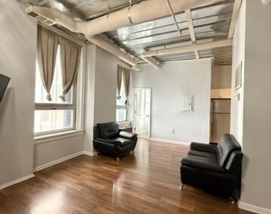 20 Marietta Street Nw - Photo Thumbnail 3