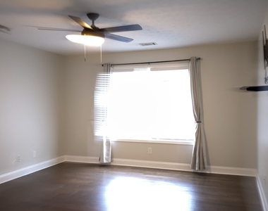 900 Harbins View Drive - Photo Thumbnail 17