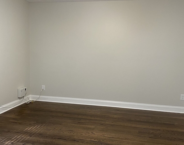 900 Harbins View Drive - Photo Thumbnail 16