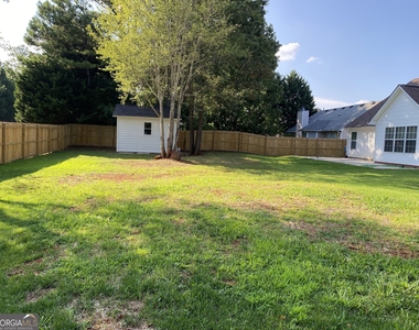 900 Harbins View Drive - Photo Thumbnail 25