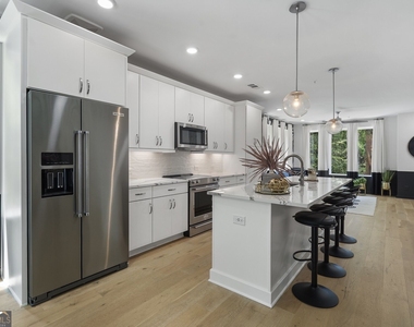 371 Pratt Drive Se - Photo Thumbnail 13
