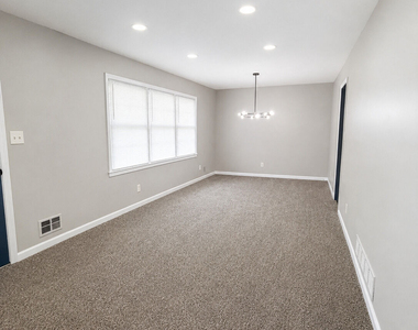 4442 Mark Anthony Court - Photo Thumbnail 7
