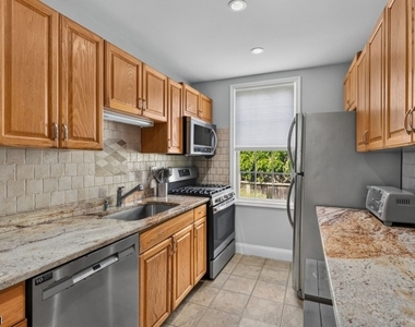 28 Fairview Avenue - Photo Thumbnail 9