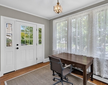 28 Fairview Avenue - Photo Thumbnail 4