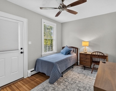 28 Fairview Avenue - Photo Thumbnail 12
