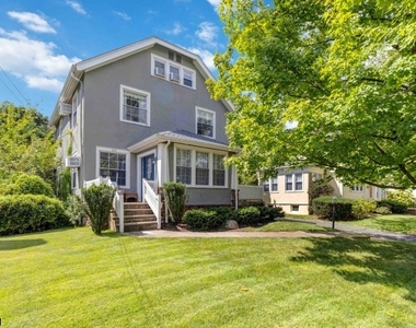 28 Fairview Avenue - Photo Thumbnail 1