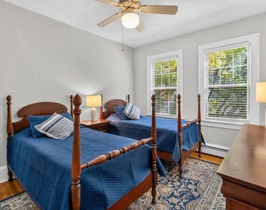 28 Fairview Avenue - Photo Thumbnail 11